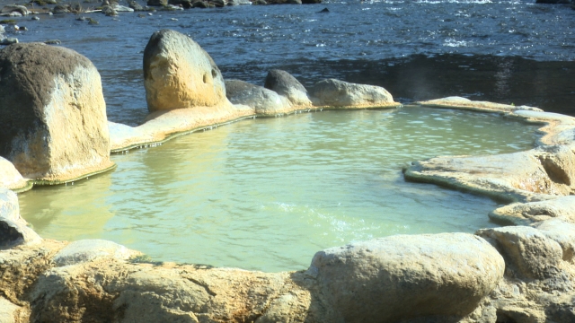 貴重な泉質・炭酸温泉